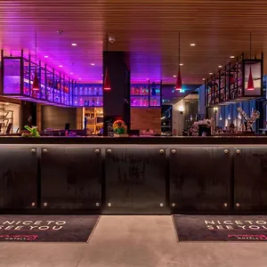 Hotel Moxy Frankfurt Airport, Fráncfort del Meno