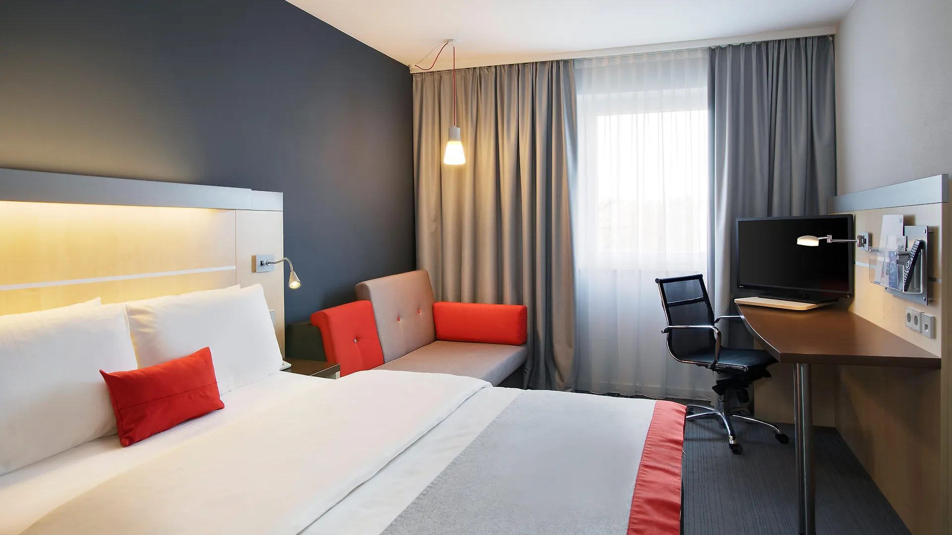 Holiday Inn Express Frankfurt Messe By Ihg Frankfurt am Main