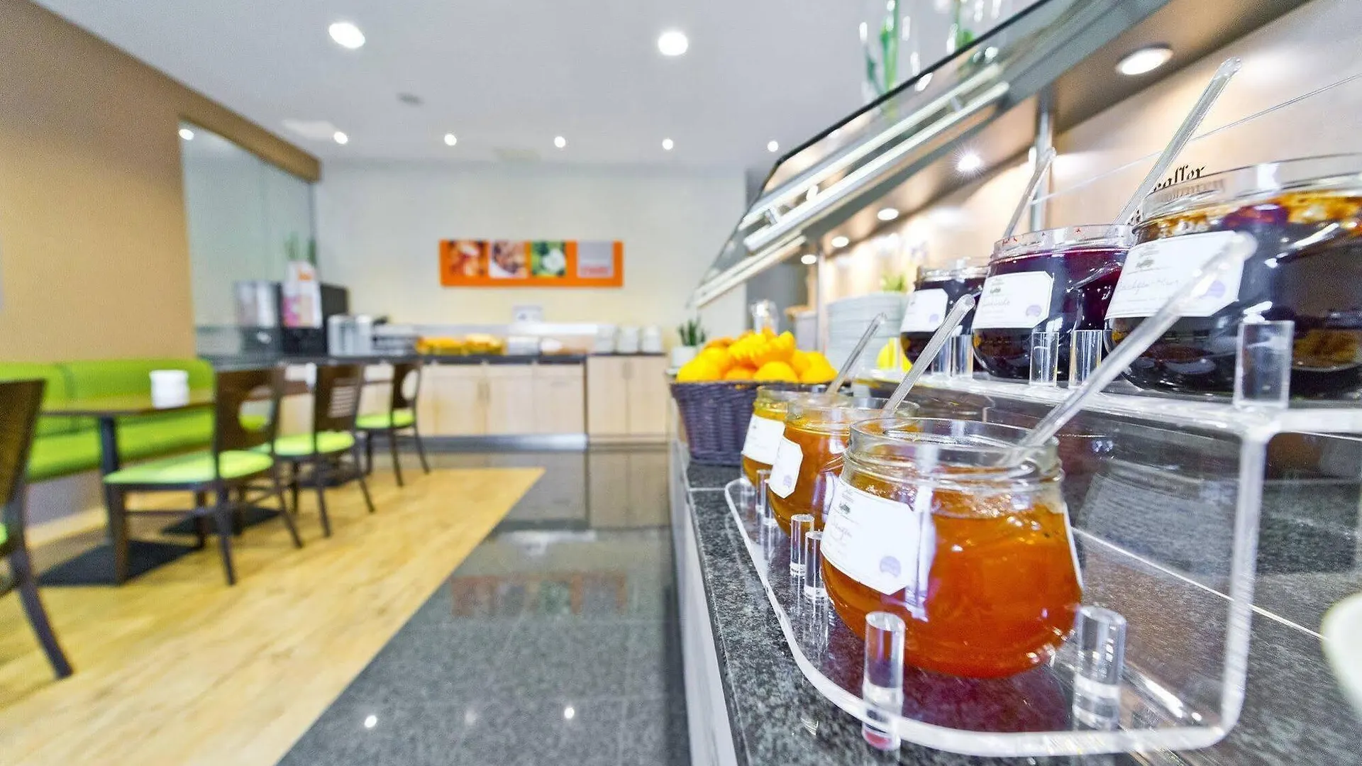 Holiday Inn Express Frankfurt Messe By Ihg Frankfurt am Main Germany