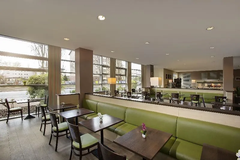 Hotel Holiday Inn Express Frankfurt Messe By Ihg Frankfurt am Main