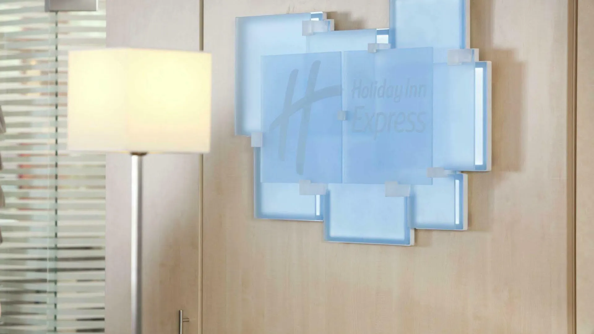 Holiday Inn Express Frankfurt Messe By Ihg Frankfurt am Main